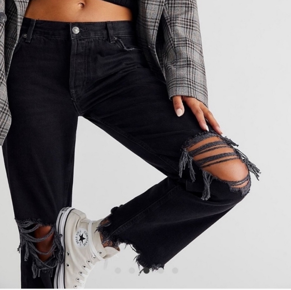 Free People ~ Maggie Mid Rise Straight Leg Washed Black Jeans ~ Sz 29